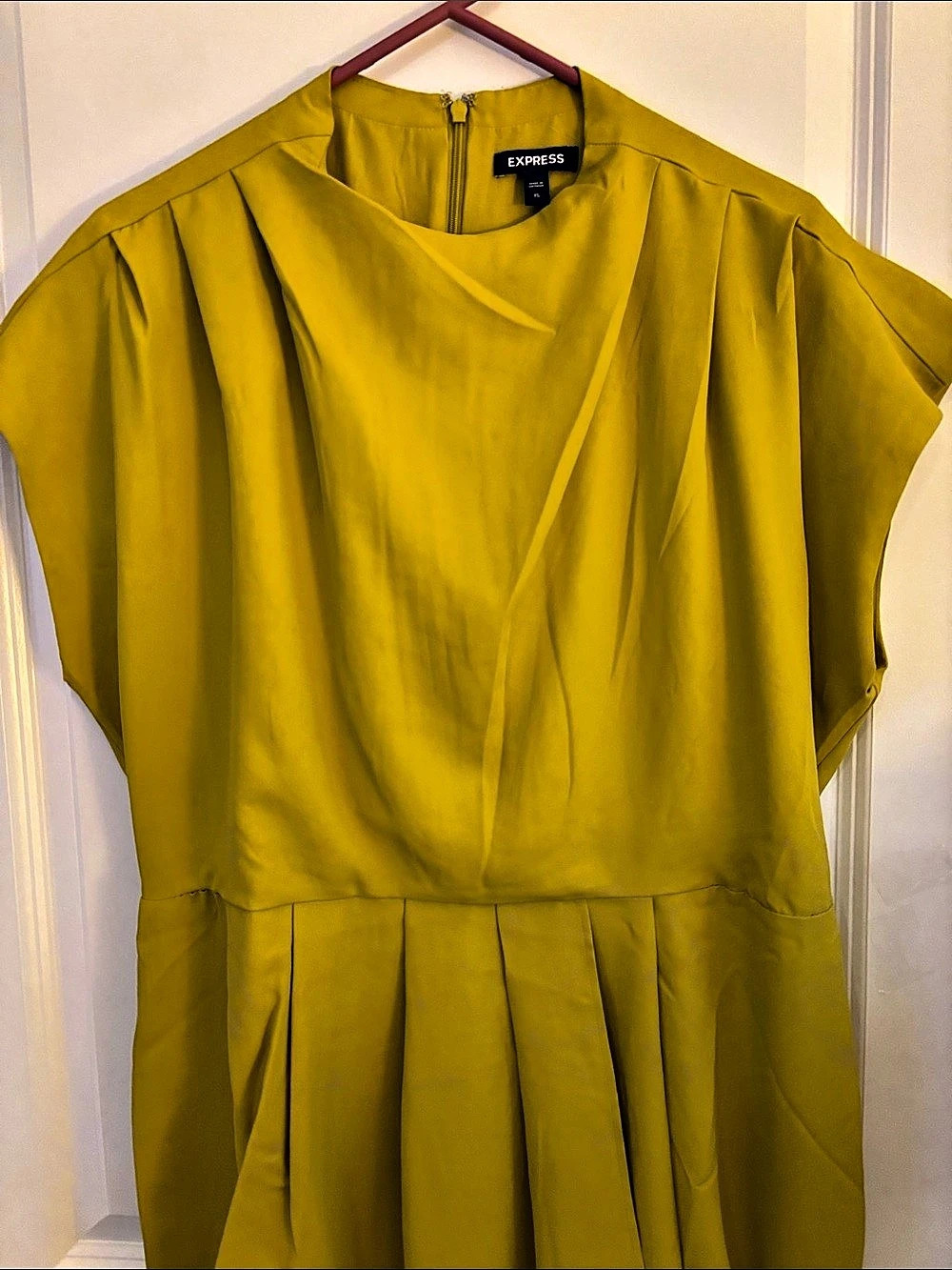 Express Women's Pleated Midi Dress - Picture 2 of 5